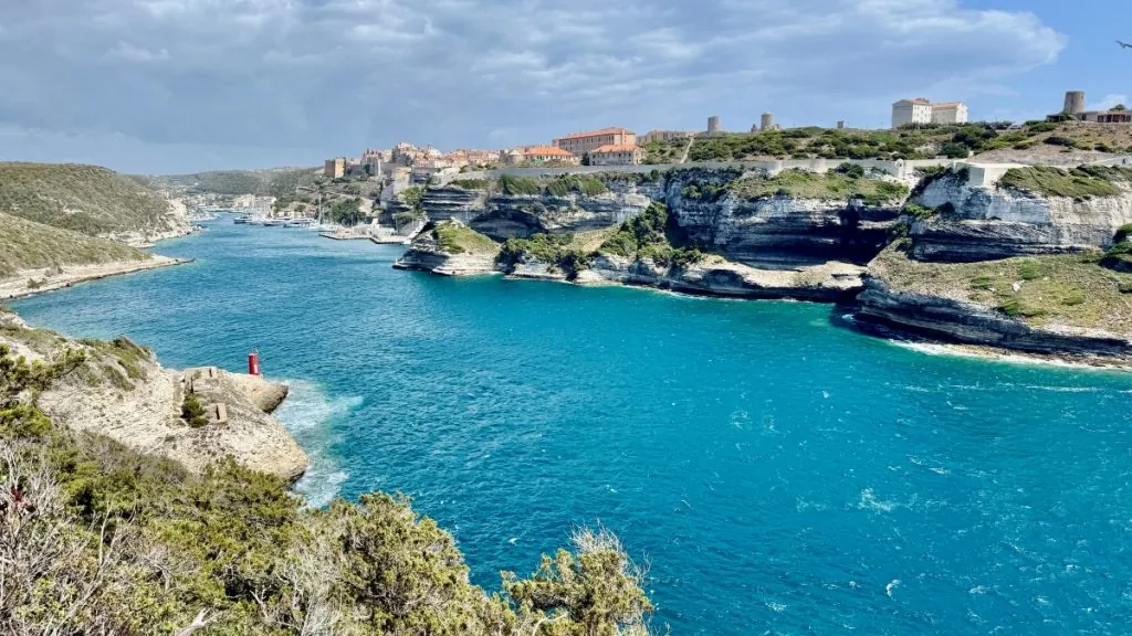 Att göra i Bonifacio på Korsika - FREEDOMtravel resemagasin