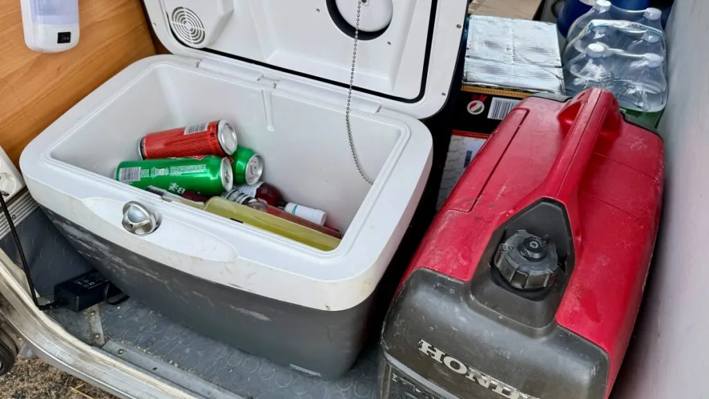 Utrustning i husbilen - kylbox