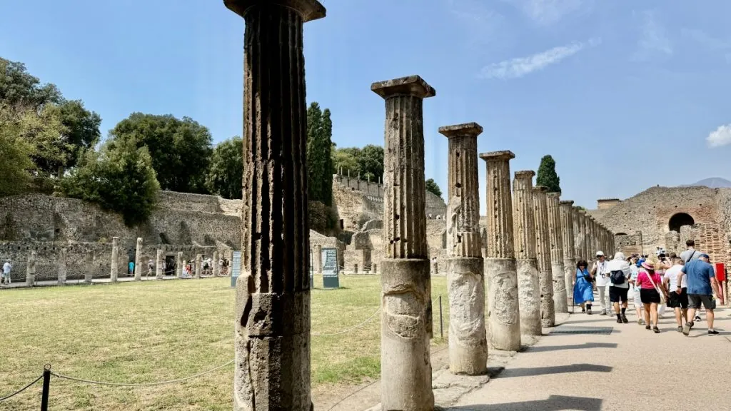 Att besöka Pompeji - FREEDOMtravel resemagasin