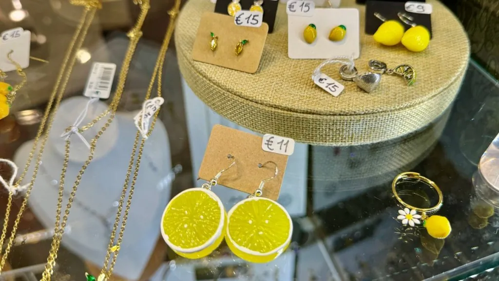 Örhängen med citroner