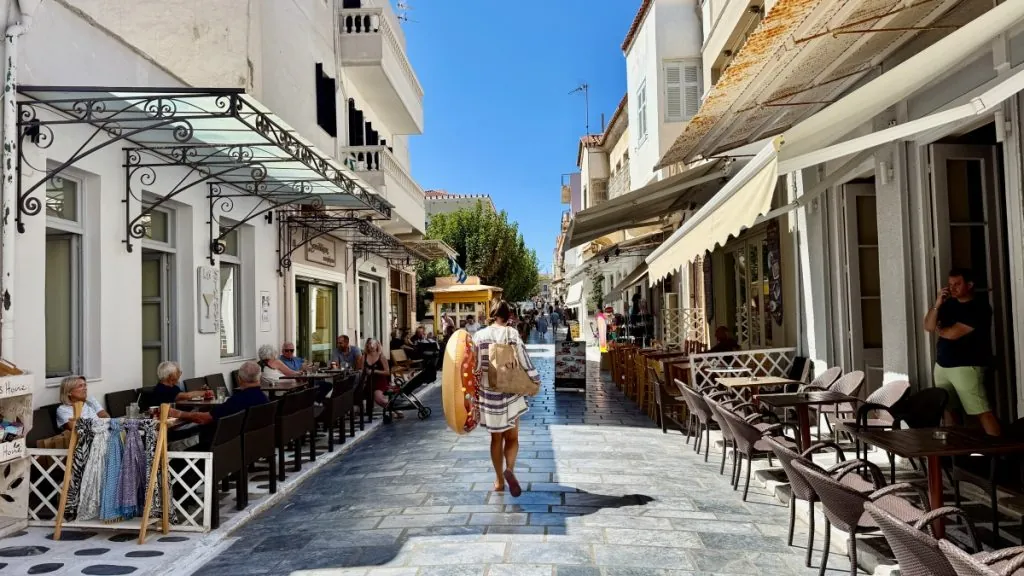 Att besöka Andros stad (Chora) på ön Andros i Grekland