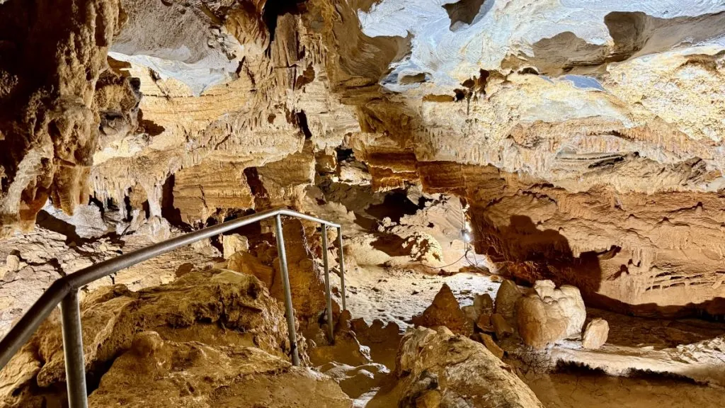 Foros grotta