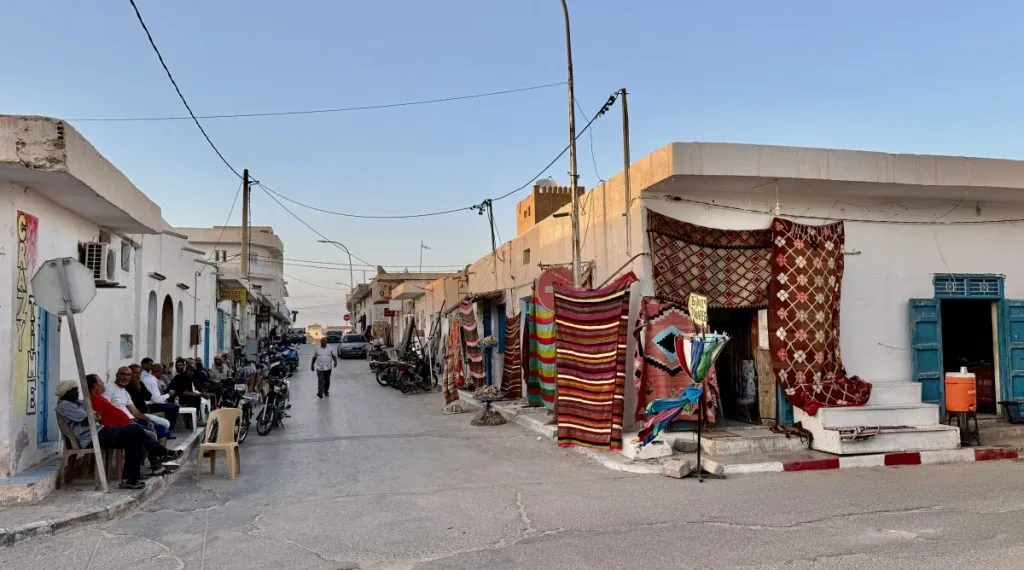 Att göra i Douz i Tunisien