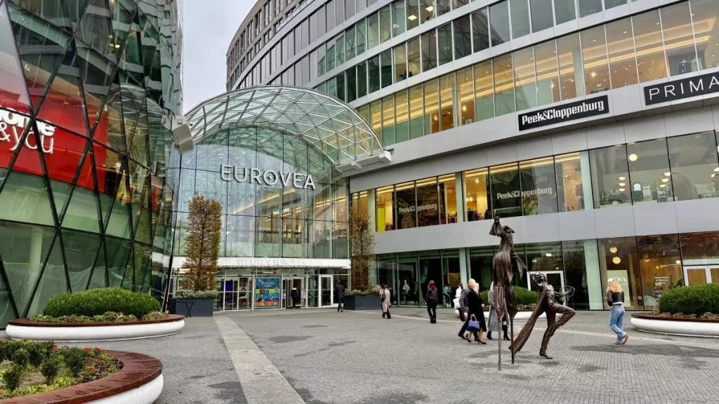 Att göra i Bratislava - shopping Eurovea