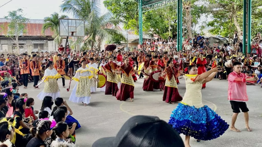 Sinulog festival på Malapascua i Filippinerna