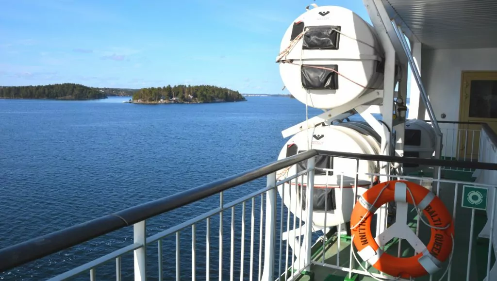 Med färja till Tallinn