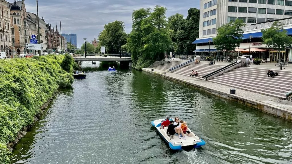 Göra i Malmö - trampbåt