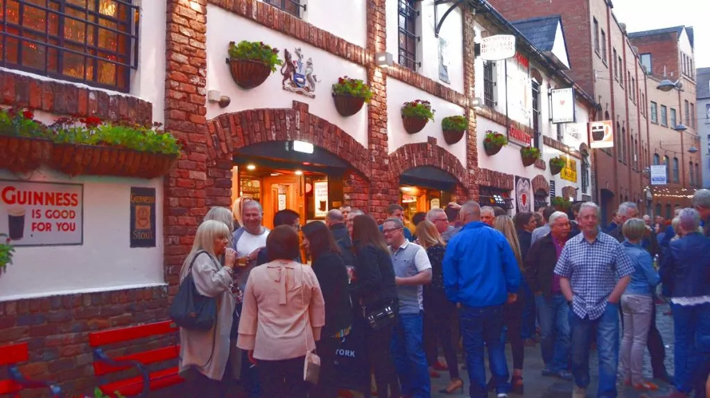 Belfast Pub