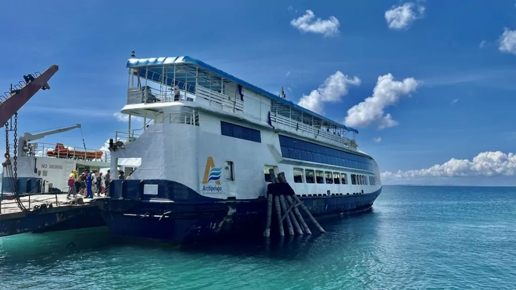 Från Coron till Boracay - FastCat