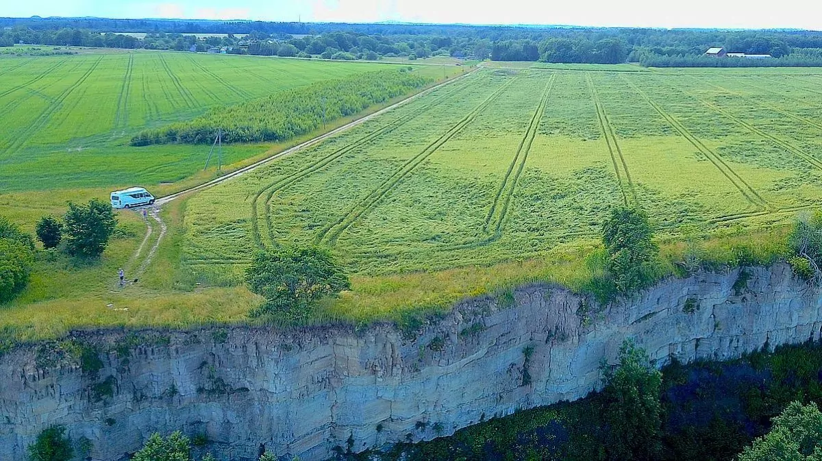 Ontica Cliffs, klipporna i Ontika