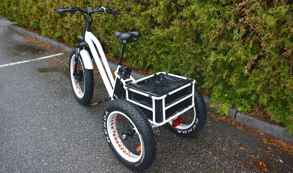 Elcyklar - trehjuling