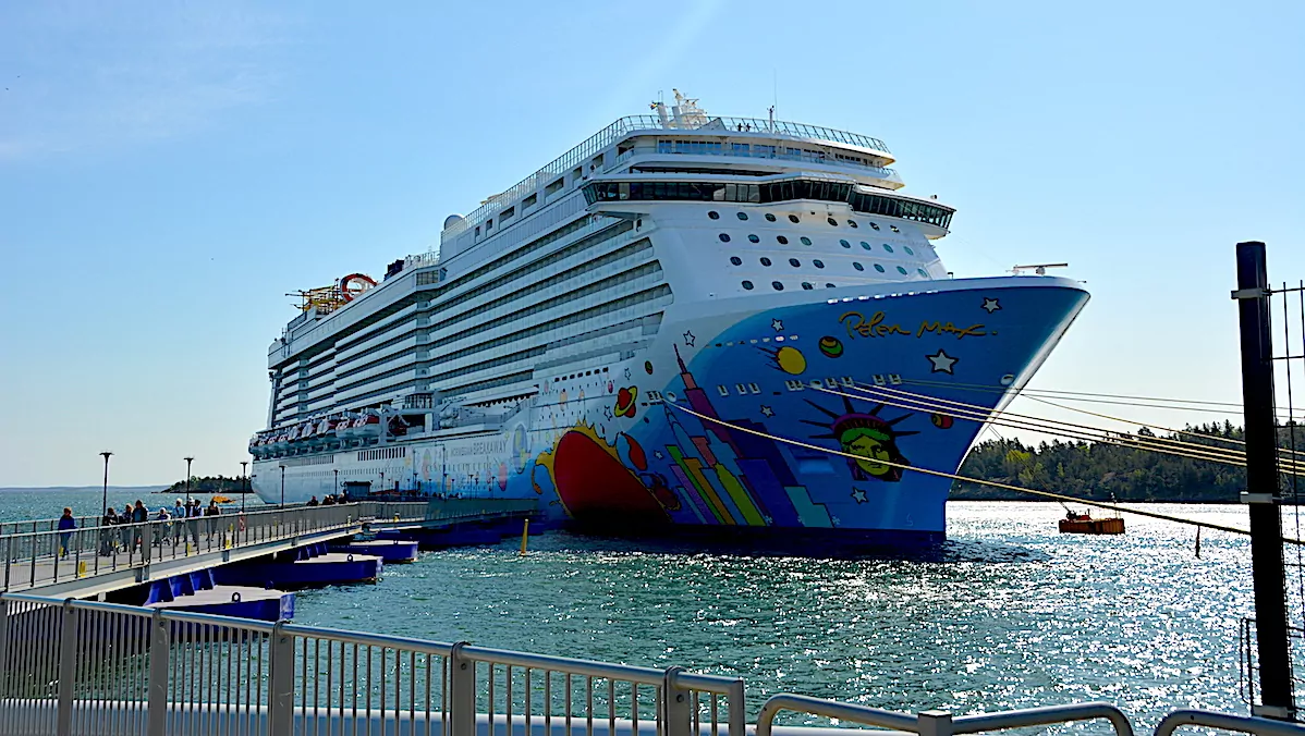 Norwegian breakaway