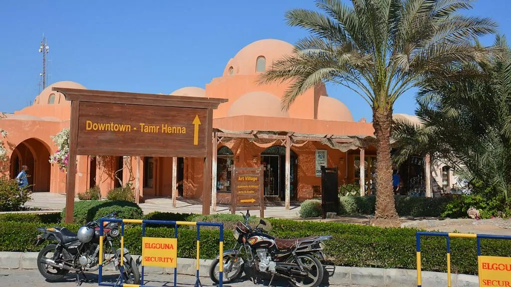 Shopping i El Gouna - Tamr Henna