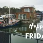 Ett hus kommer farande