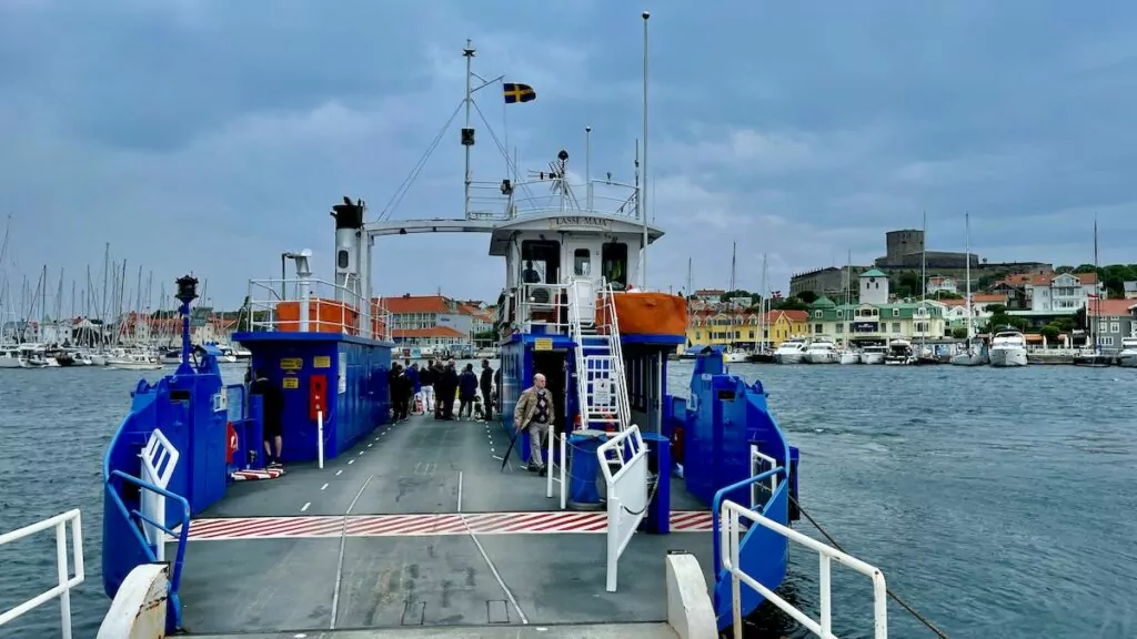 Färja till Marstrandsön och Carlstens fästning på Marstrand