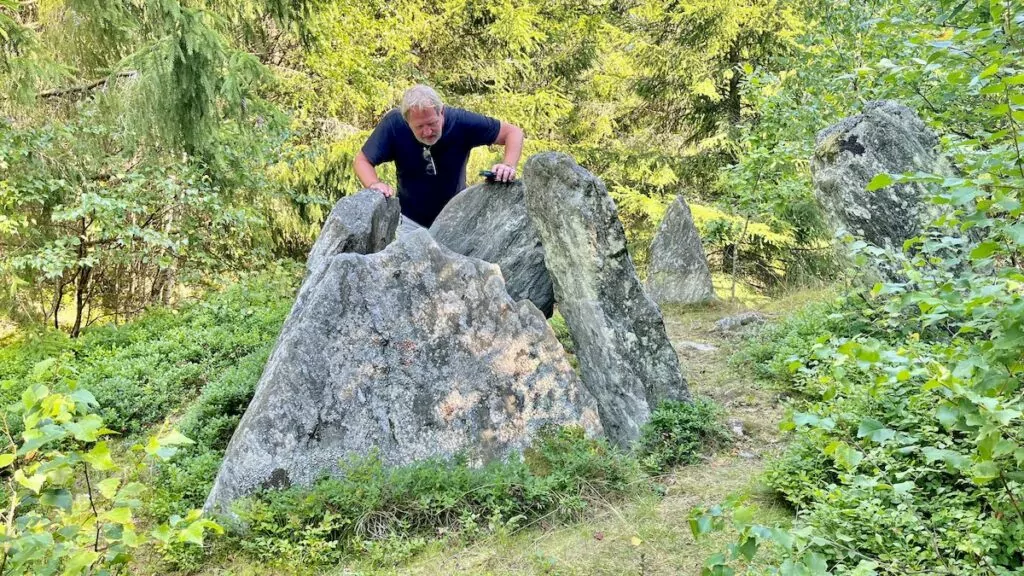 Brattås fornlämningsområde