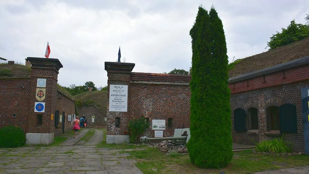 Göra i Swinoujscie? Besöka Fort Zachodni