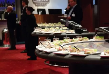 Pressfrukost på Casino Cosmopol