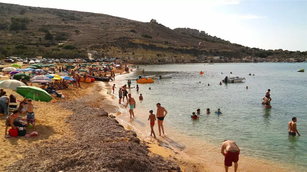 Gnejna beach på Malta