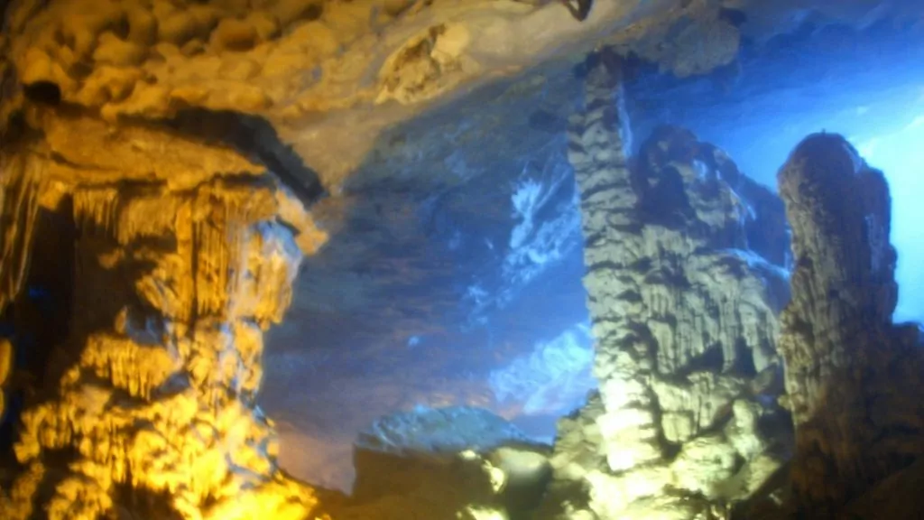 Grotta-halong-bay