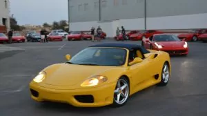 Gul Ferrari