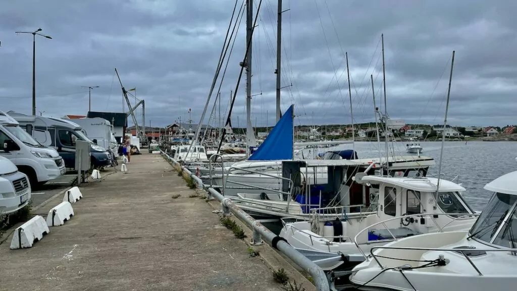 Ställplats i Hönö Röds hamn