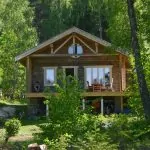 Att bygga hus på en ö i Mälaren