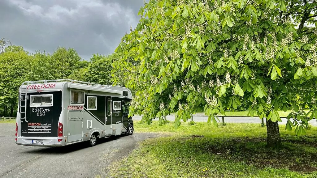 Med husbilen vid Kronovalls slott