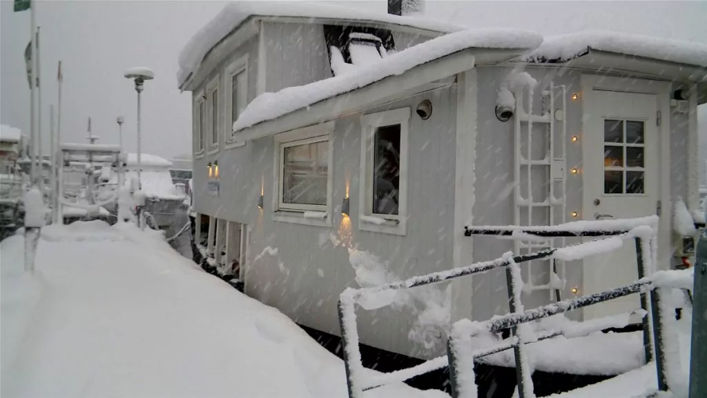 Stora jullistan 2019 - Vår husbåt i vintervädret