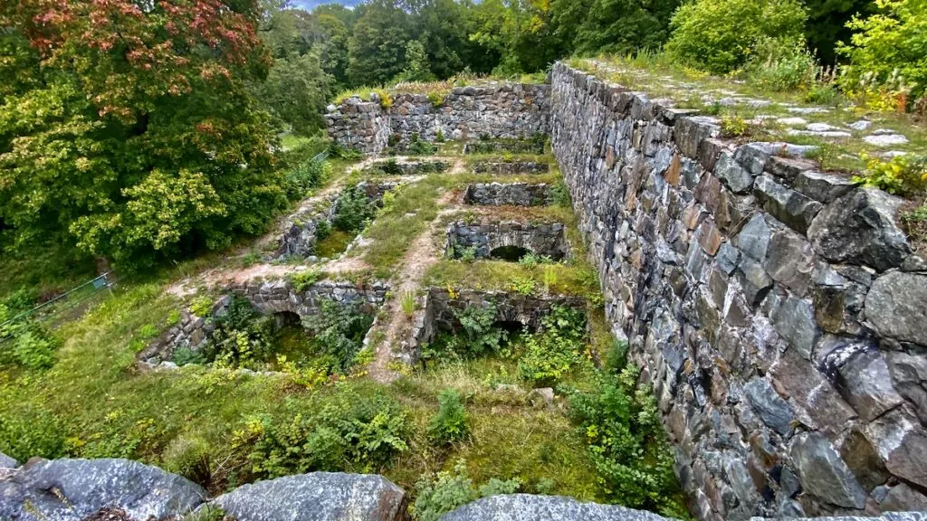 Slottsruiner i Sverige