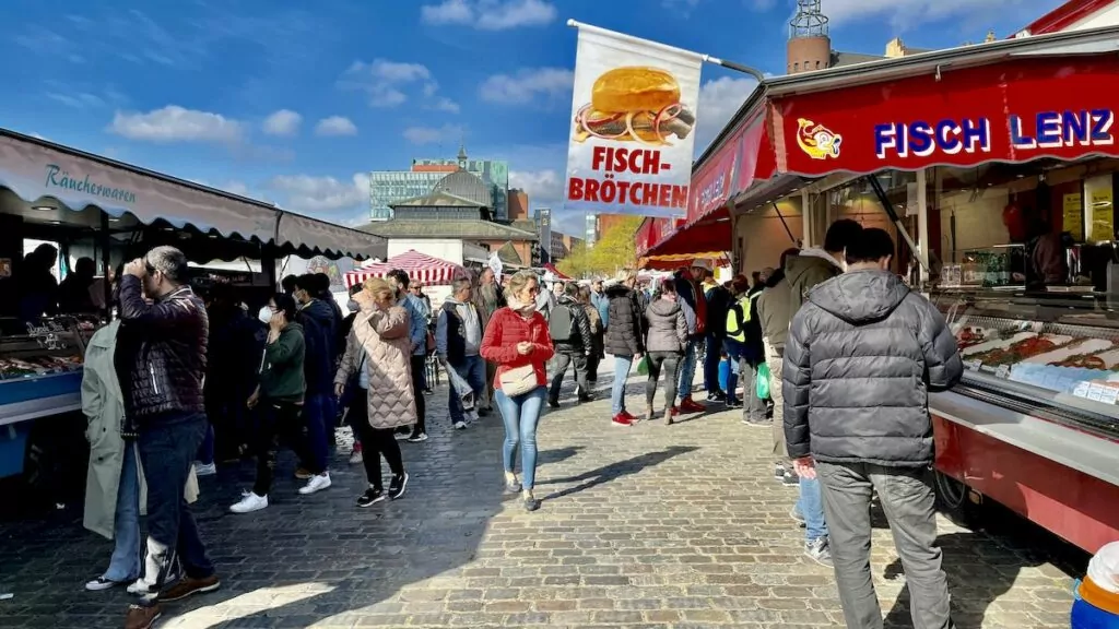 Att göra i Hamburg - fiskmarknad