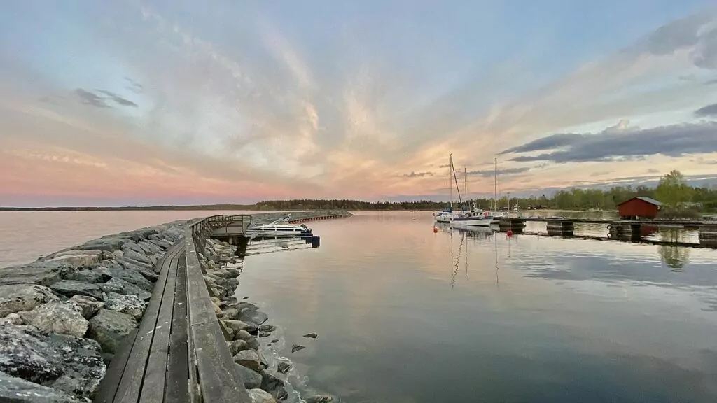 Ställplatser i Uppland - Gudinge hamn