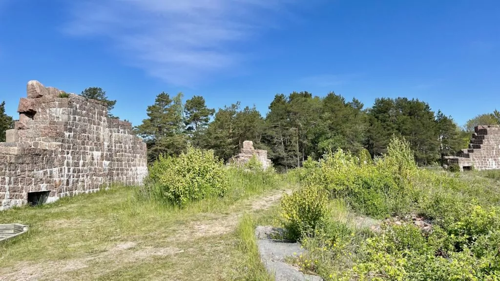 Att besöka Bomarsunds fästning på Åland