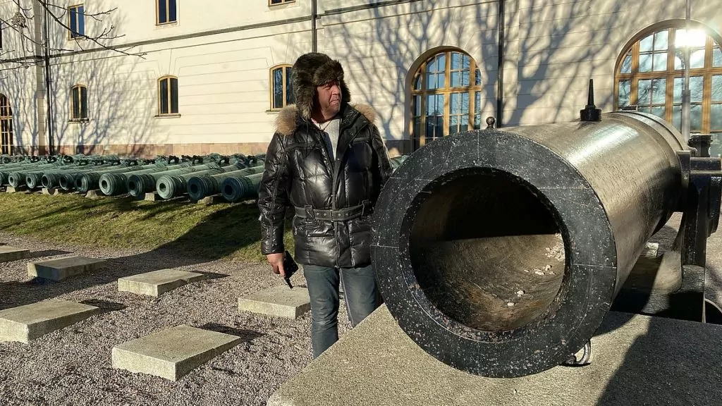 Peter på Armémuseum i Stockholm