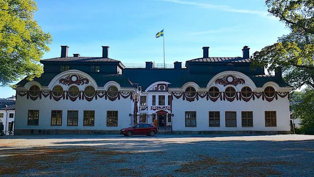 Karlbergs slott