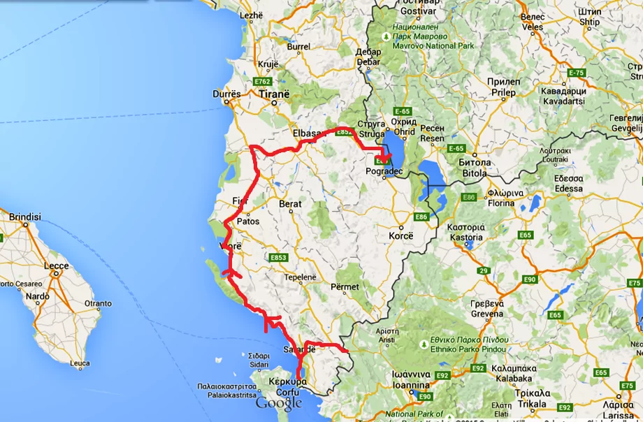 Karta över vägen vi kört i Albanien - den sista pilen visar vägen vi kört idag