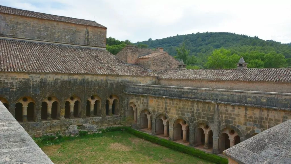 Le Thoronet Abbey, Thoronetklostret i Provence