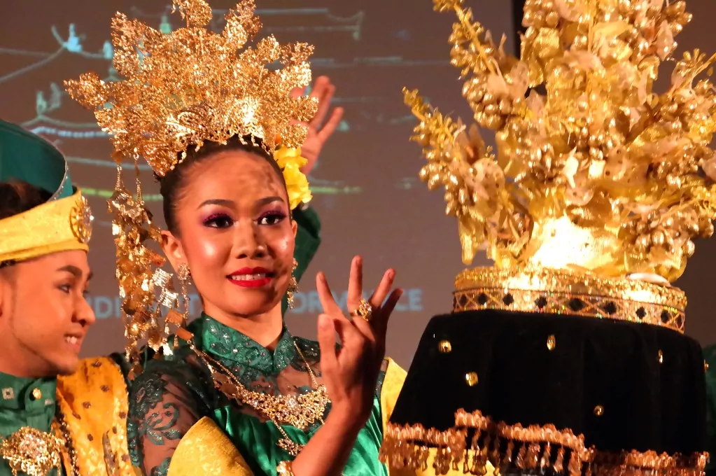 Fler malaysiska dansare på Finlandshuset i Stockholm