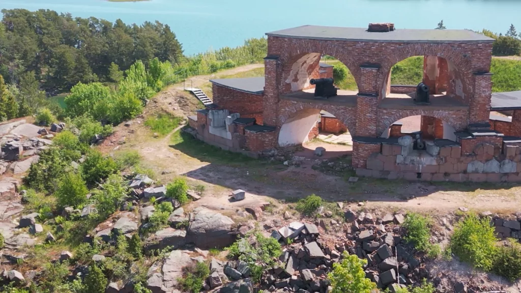 Att besöka Bomarsunds fästning på Åland