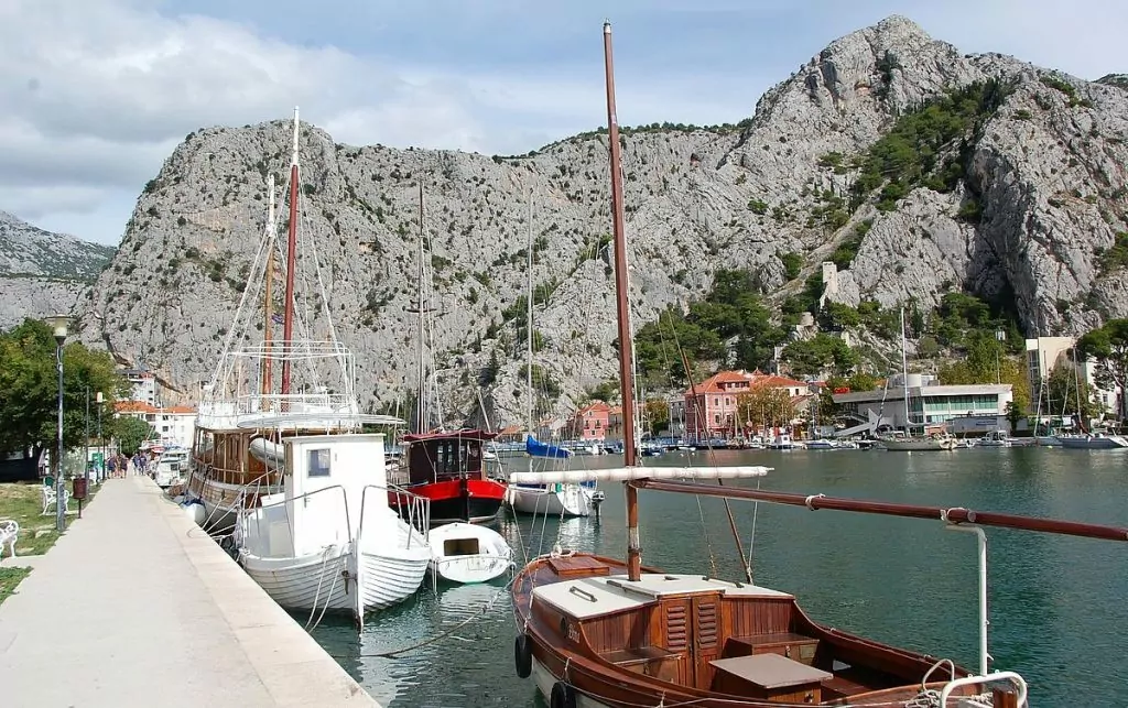 Omiš i Kroatien