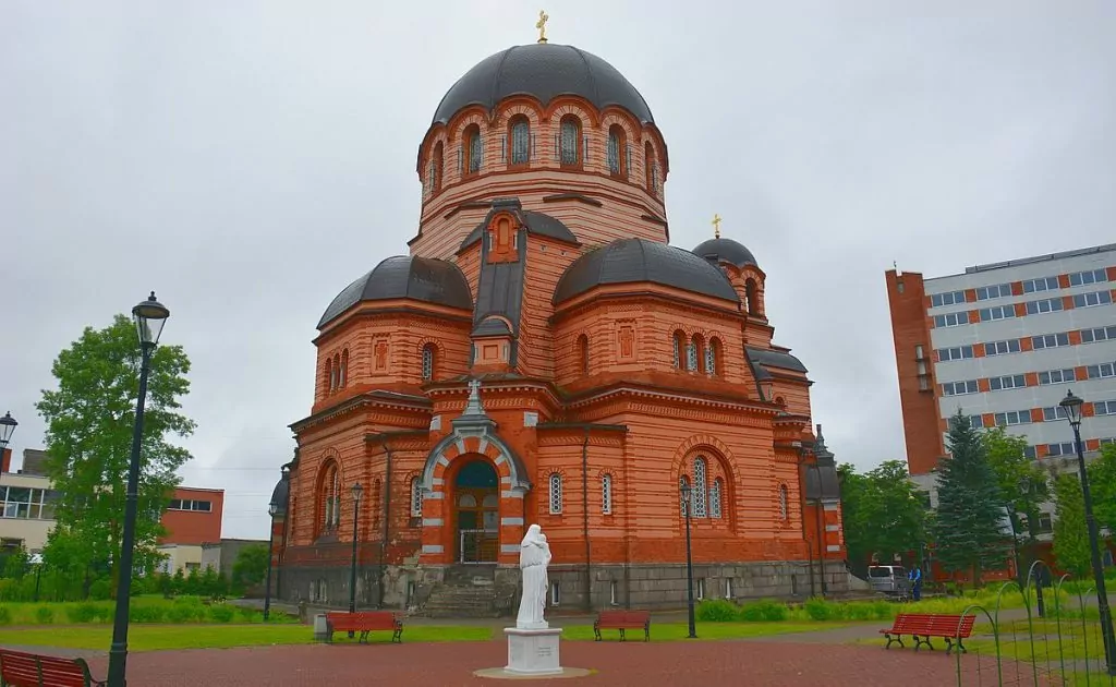 Voskresenskijkatedralen i Narva i Estland