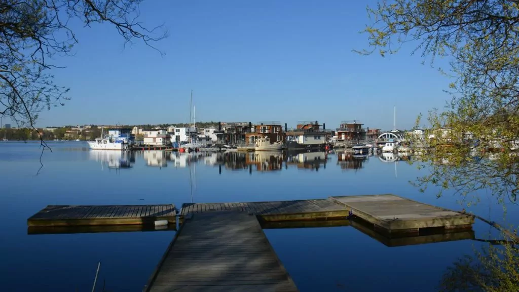 husbåtsmarina