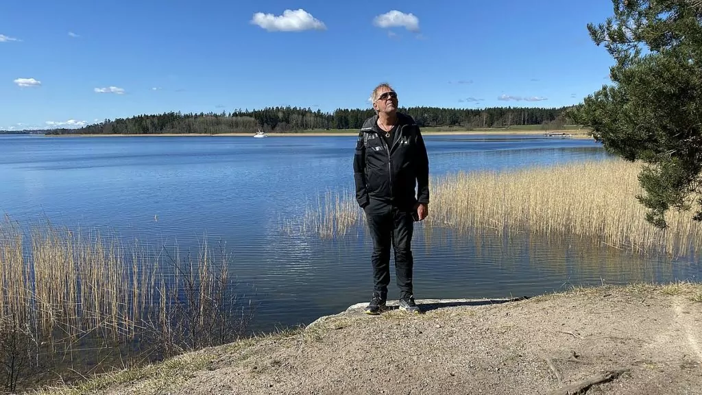 Hällsundet vid engelska parken