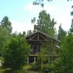 Att bygga timmerhus på en ö i Mälaren