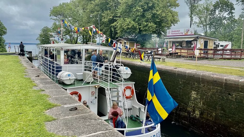 Ställplatser i Östergötland - Borenshults slussar i Motala