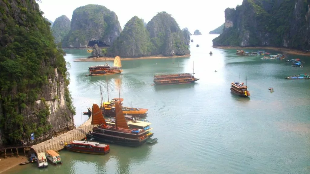 Vackraste platserna i världen - jalong Bay i Vietnam