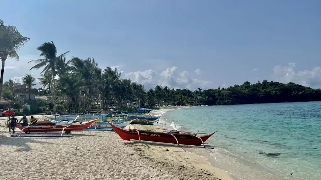 Tambisaan Beach