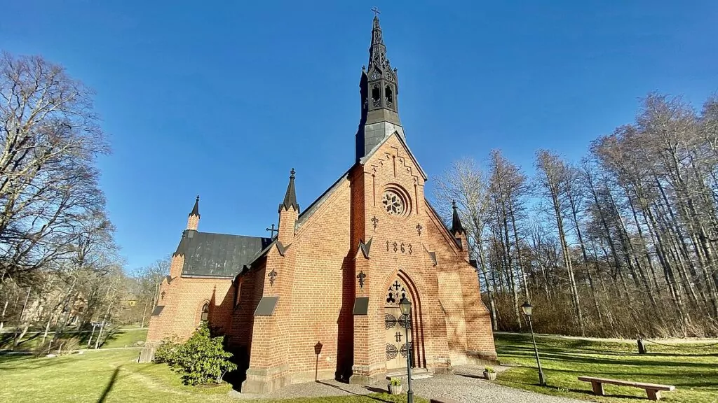 Taxinge kyrka