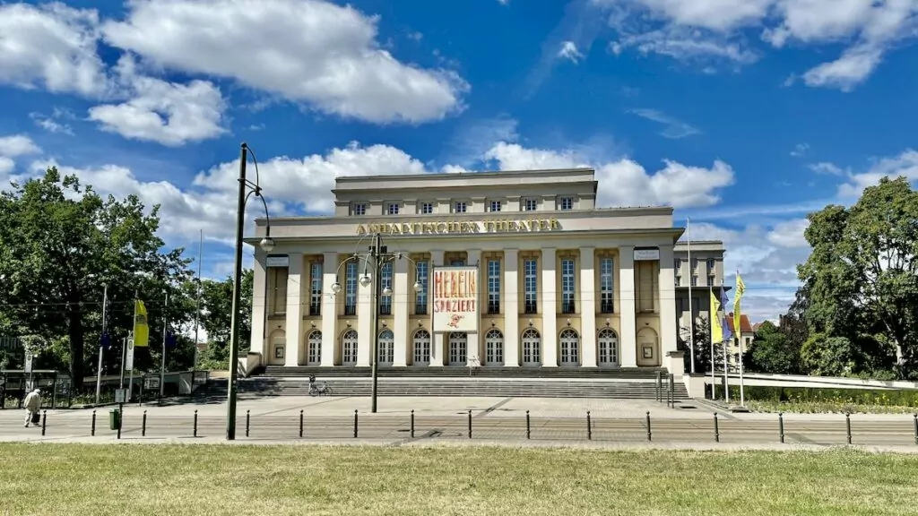 Anhalt Theater