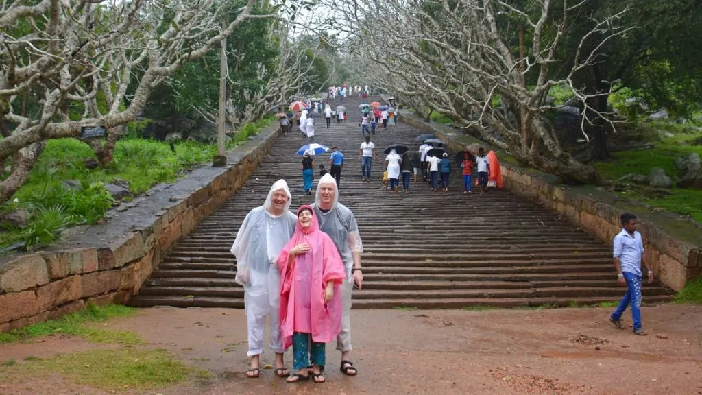 Regnigt i Anuradhapura